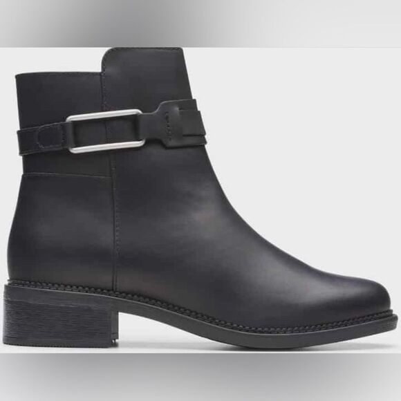 NIB Clarks Collection Maye Bella Black Leather Ankle Boots • Women's Size 9 - Picture 4 of 8
